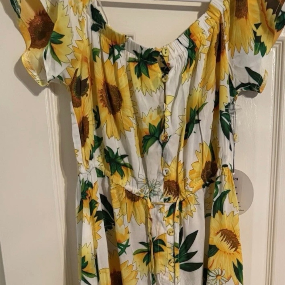 Kiss The Sky White Yellow Sunflower Women’s Button Tie High-Low Dress Large New